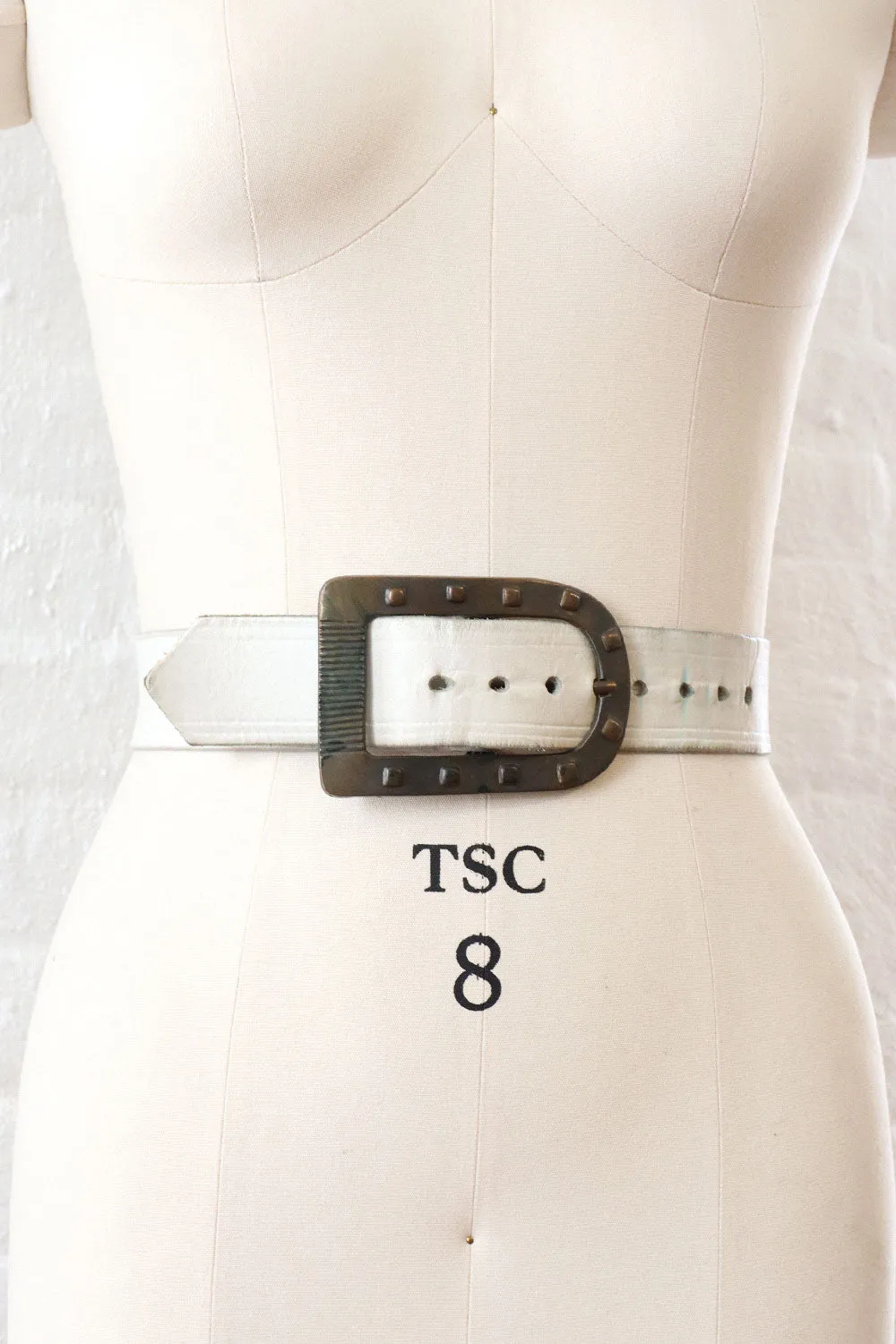 1970s White Leather Chunky Buckle Belt