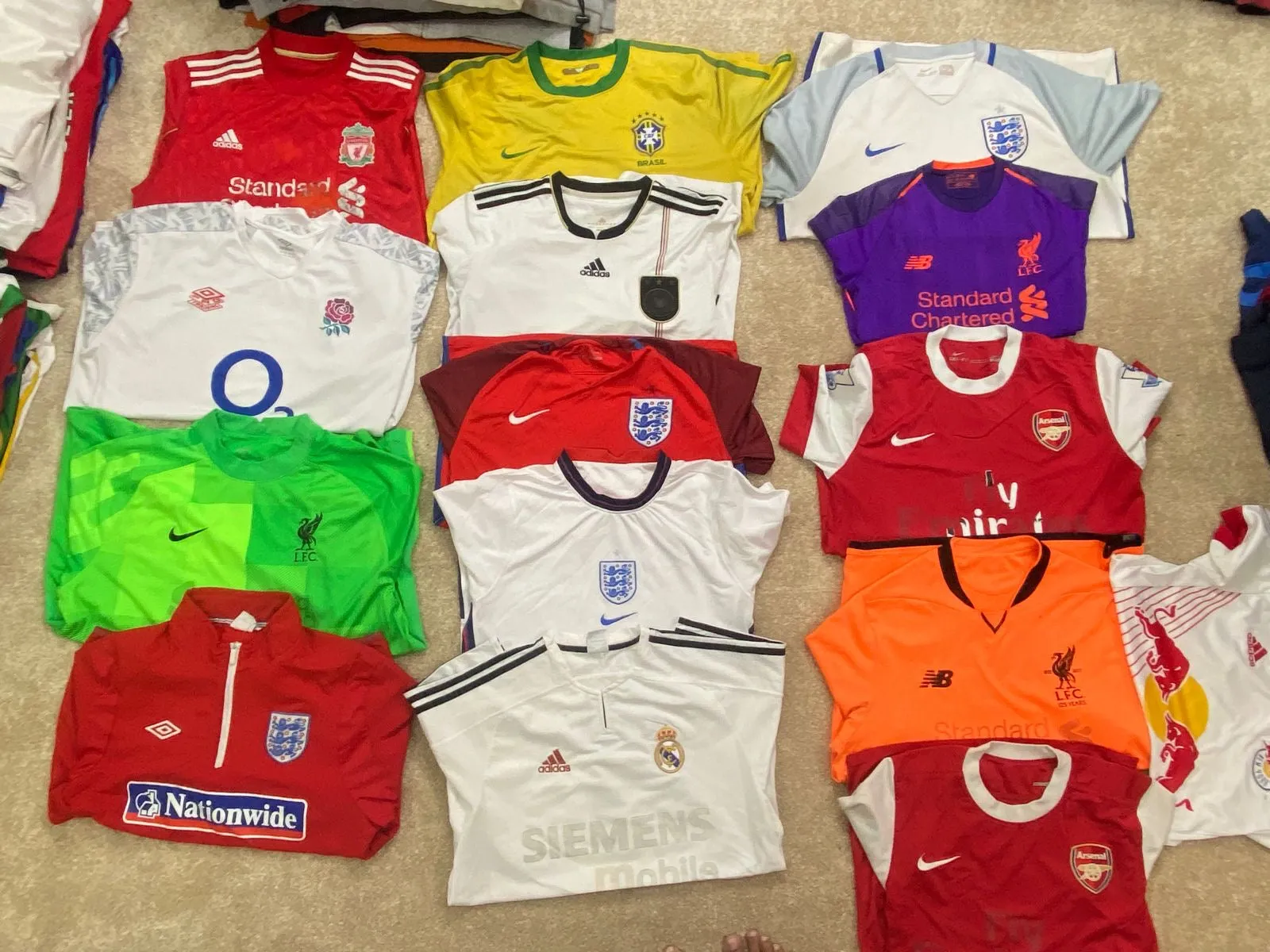 Authentic Club Football Jerseys 30 Pcs