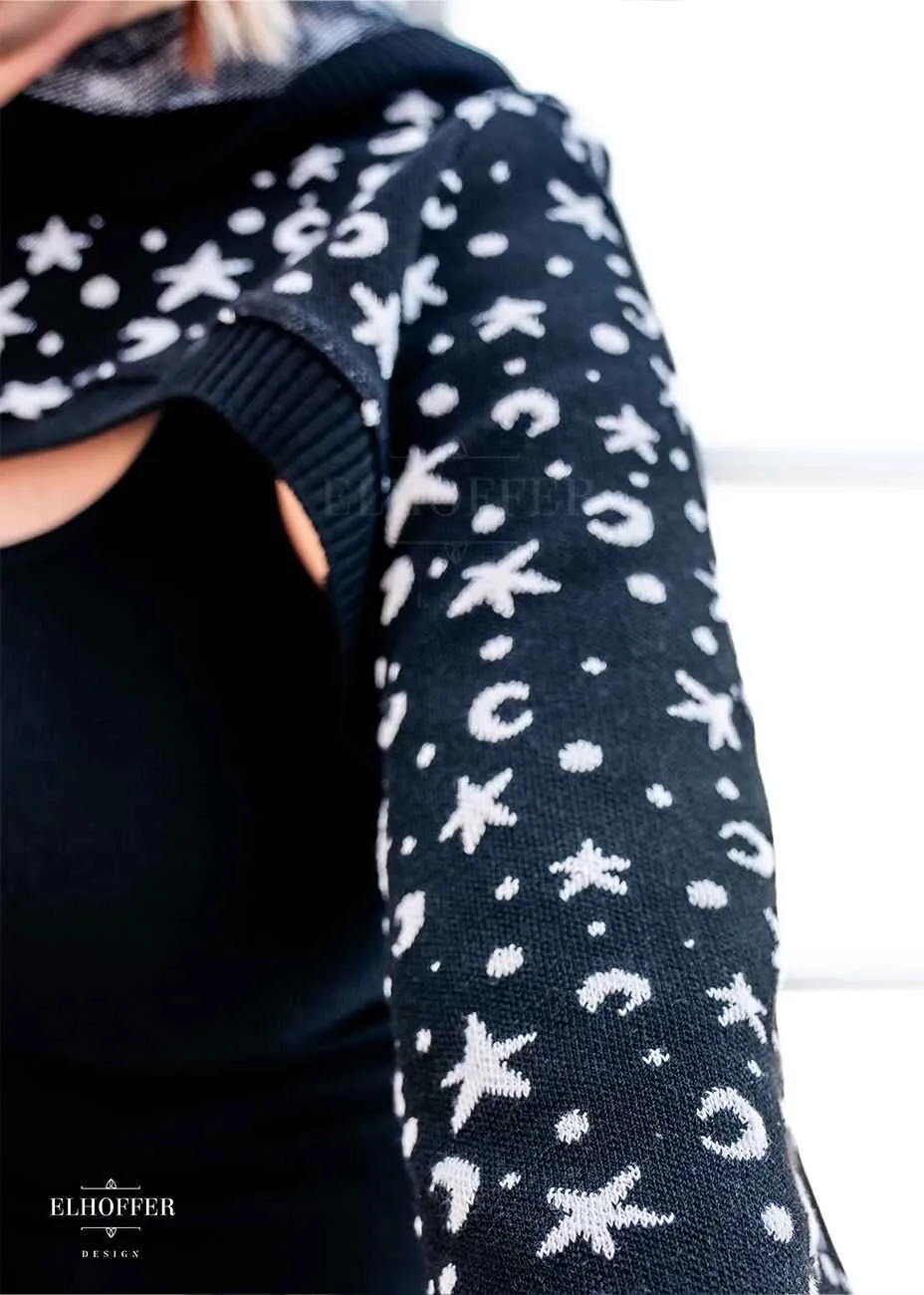 Essential Capricorn Crop Hoodie - Starry Witch