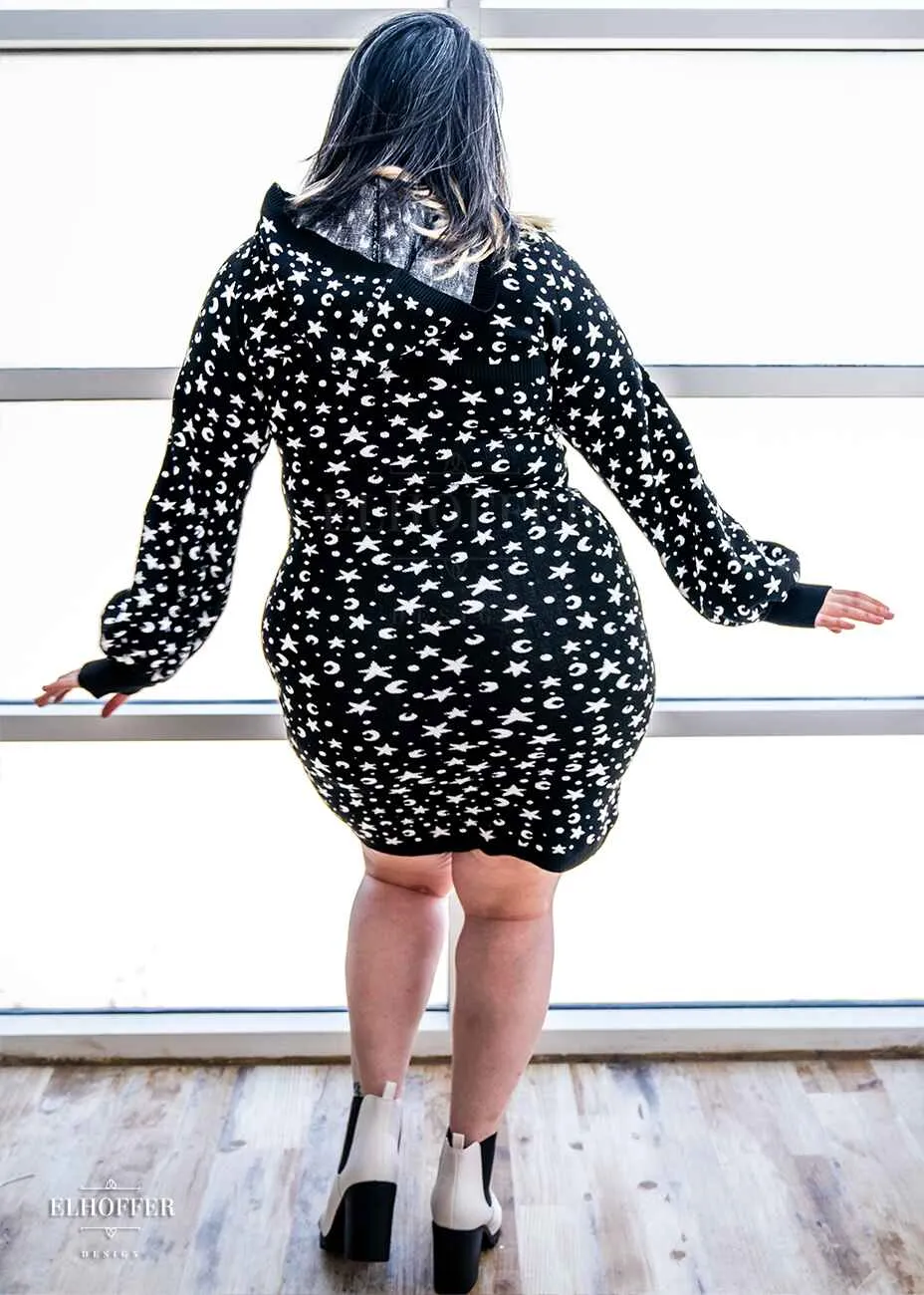 Essential Capricorn Crop Hoodie - Starry Witch