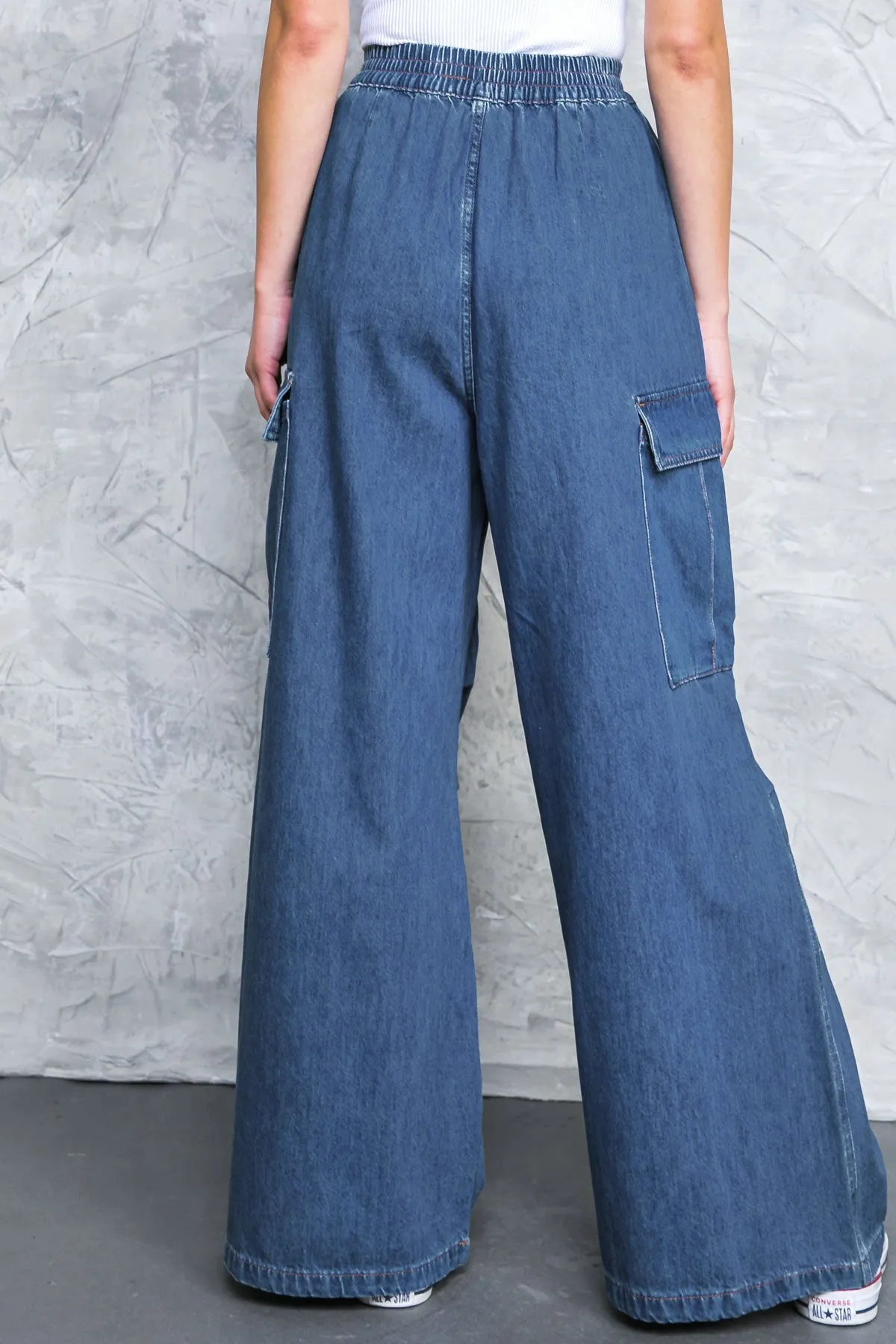 Float On Wide-Leg Jeans