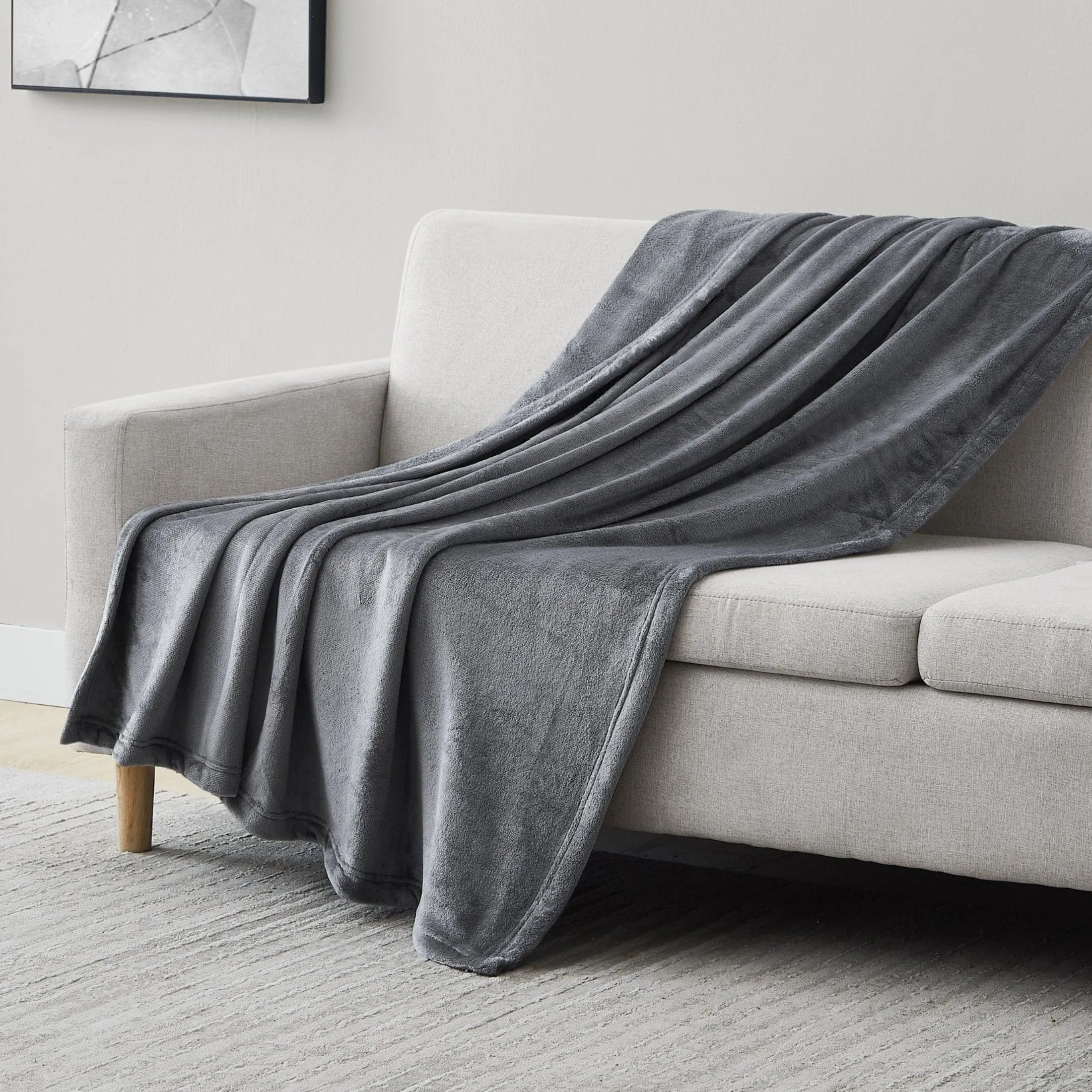 Microfleece Oversized Blankets and Throws