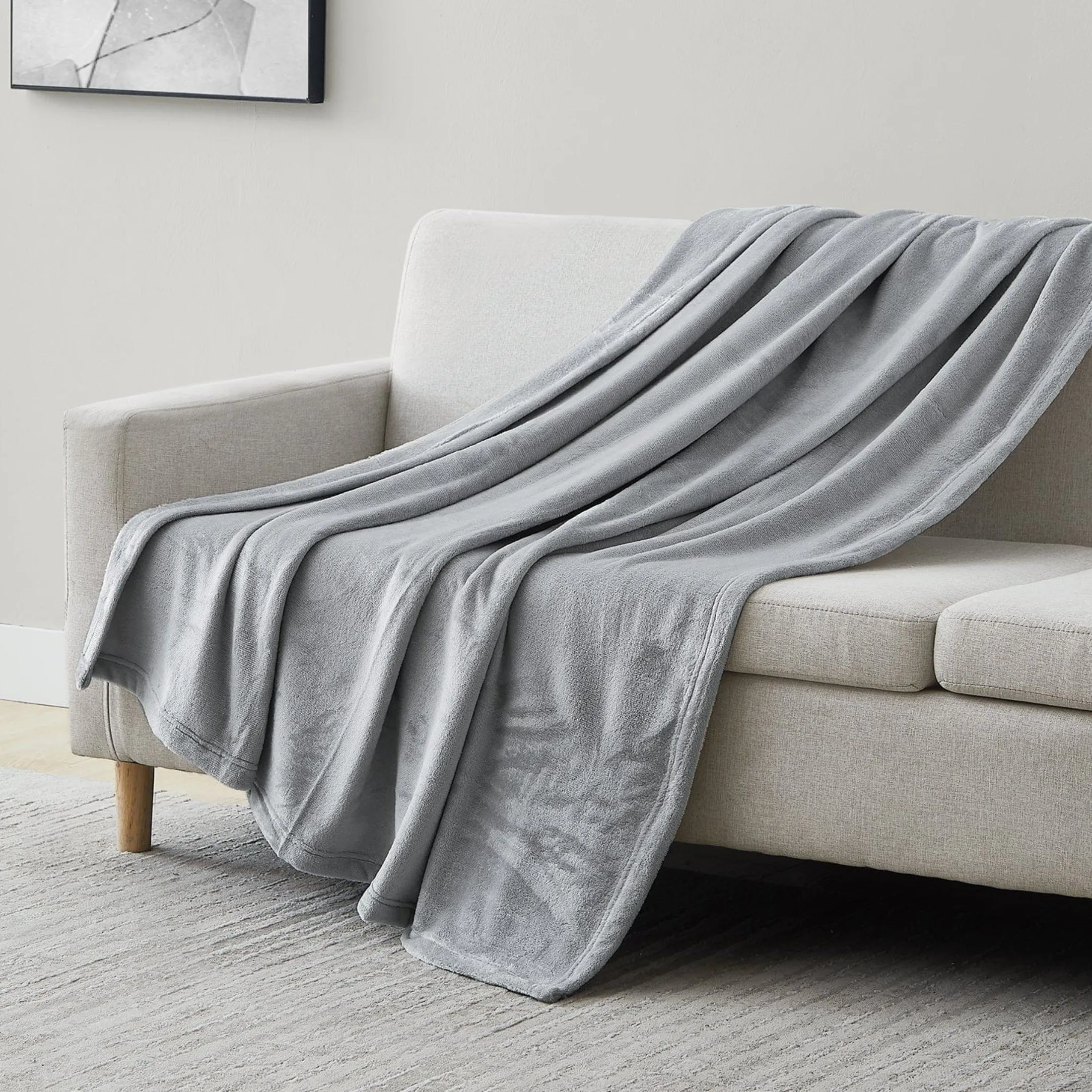 Microfleece Oversized Blankets and Throws