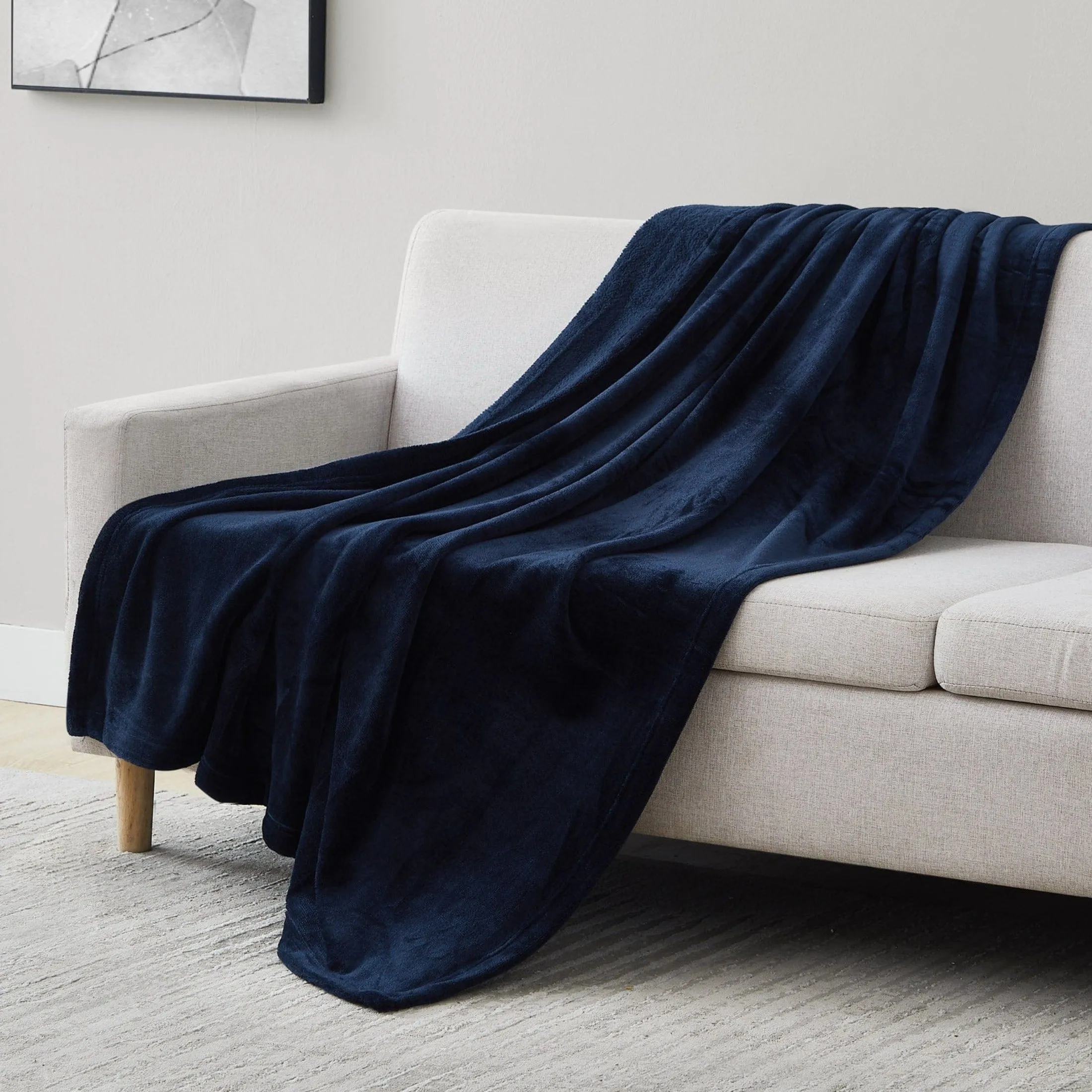 Microfleece Oversized Blankets and Throws