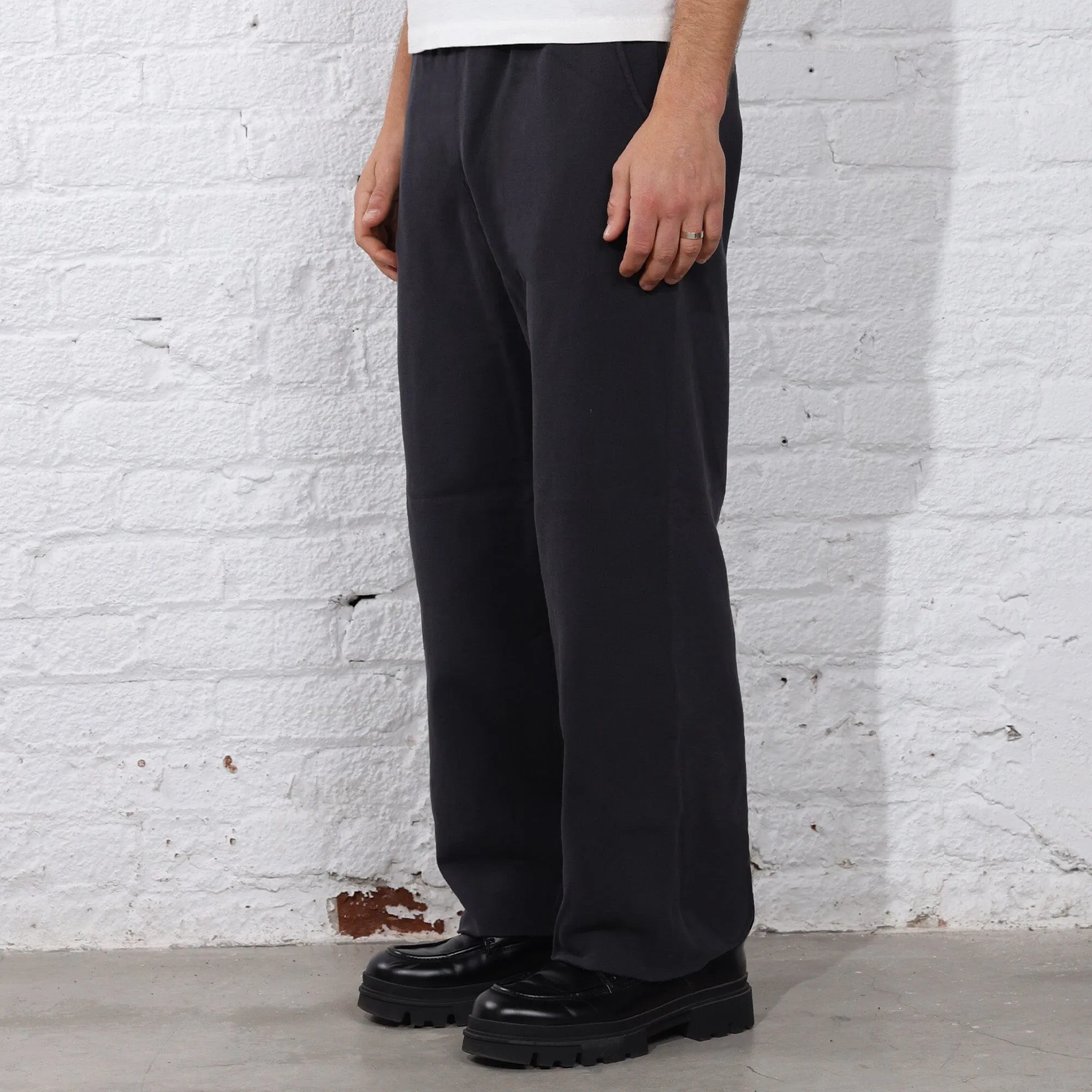 The Ludlow Crop Sweatpants