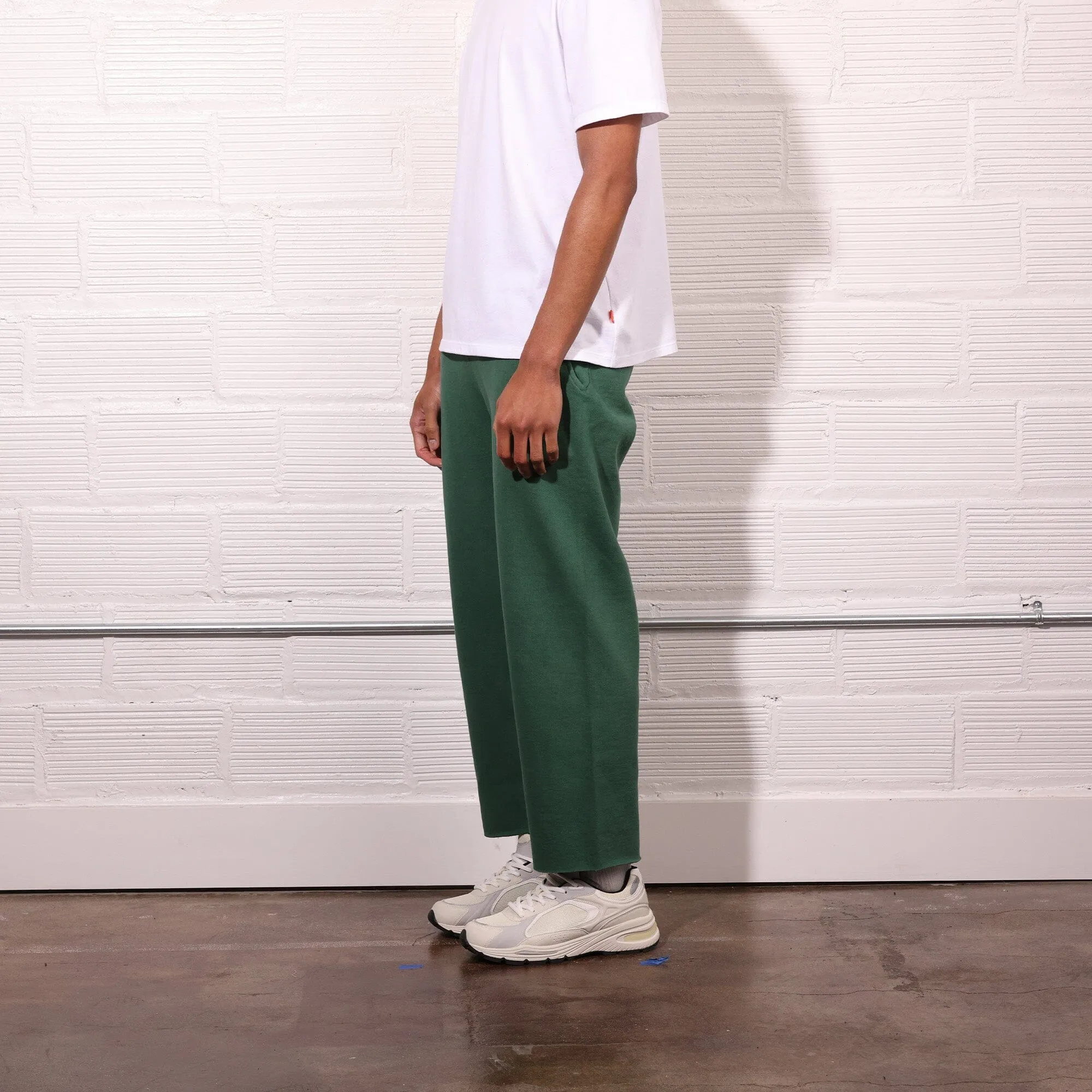 The Ludlow Crop Sweatpants